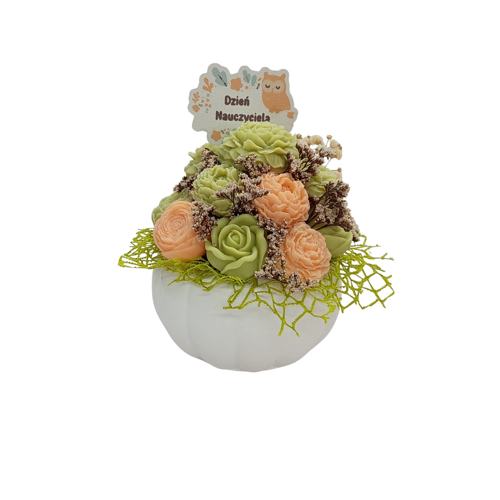 Flowerbox w pojemniku Dynia — kompozycja z wosku sojowego